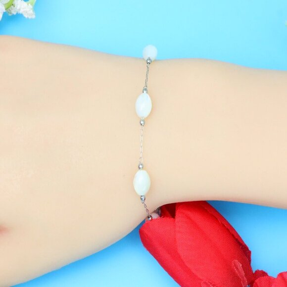 Chic & Stylish Bracelet – A Thoughtful Gift for Women and Girls, DYC1134 - Picture 7 of 9